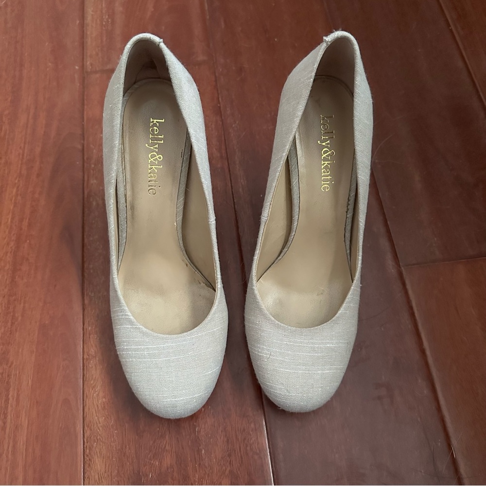 Kelly and Katie beige SF Linen heels
